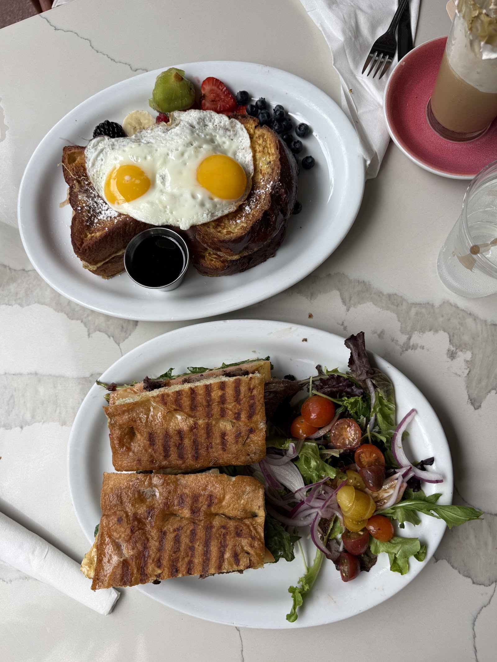 Bistro Café — photo 15