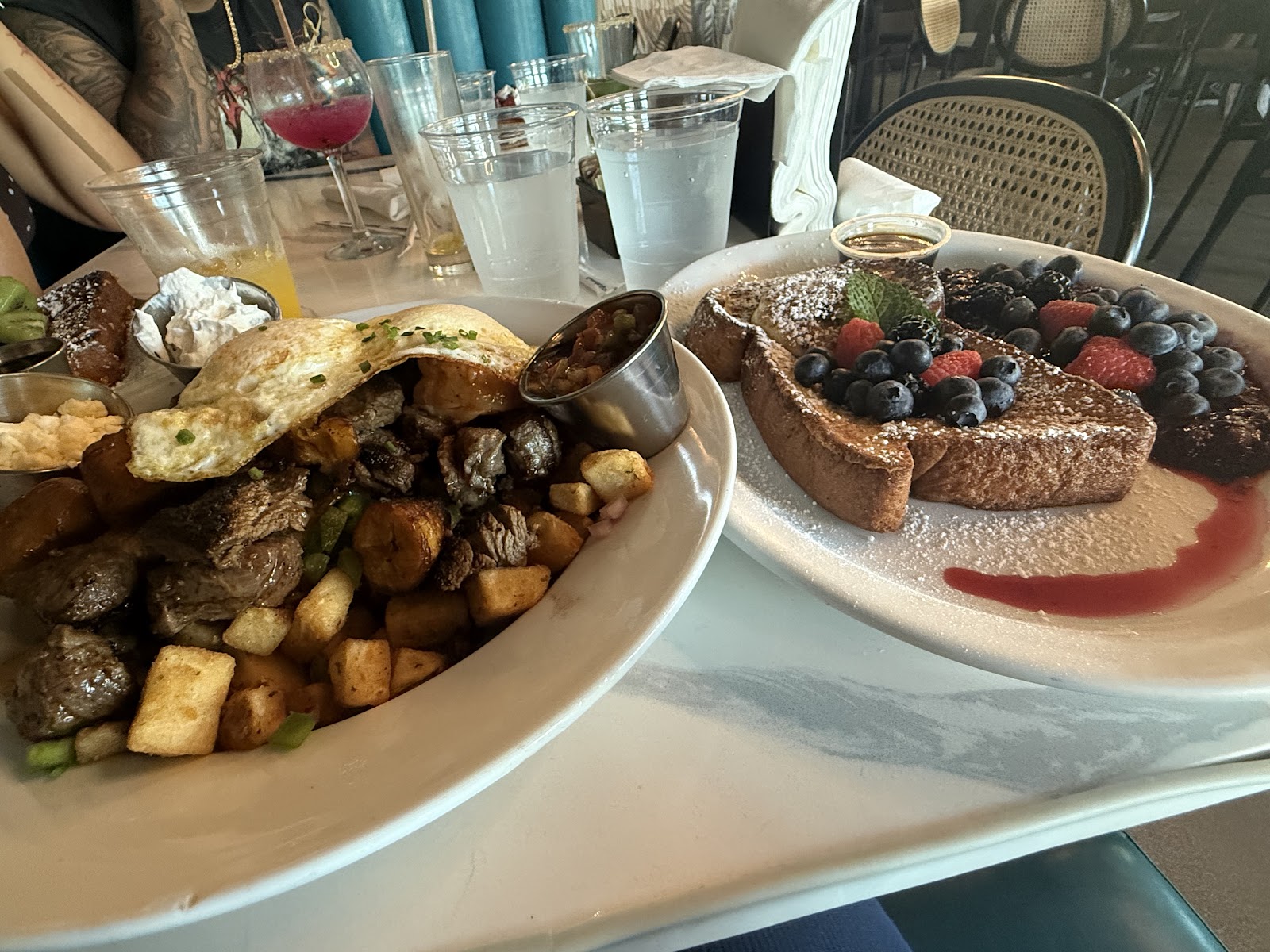 Bistro Café — photo 17